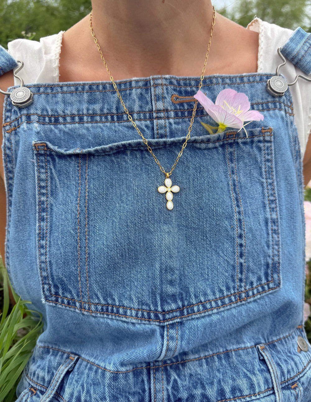 Spread Love – Eternal Light Cross Paperclip Chain Necklace | Faith Jewelry | Gift Set Included