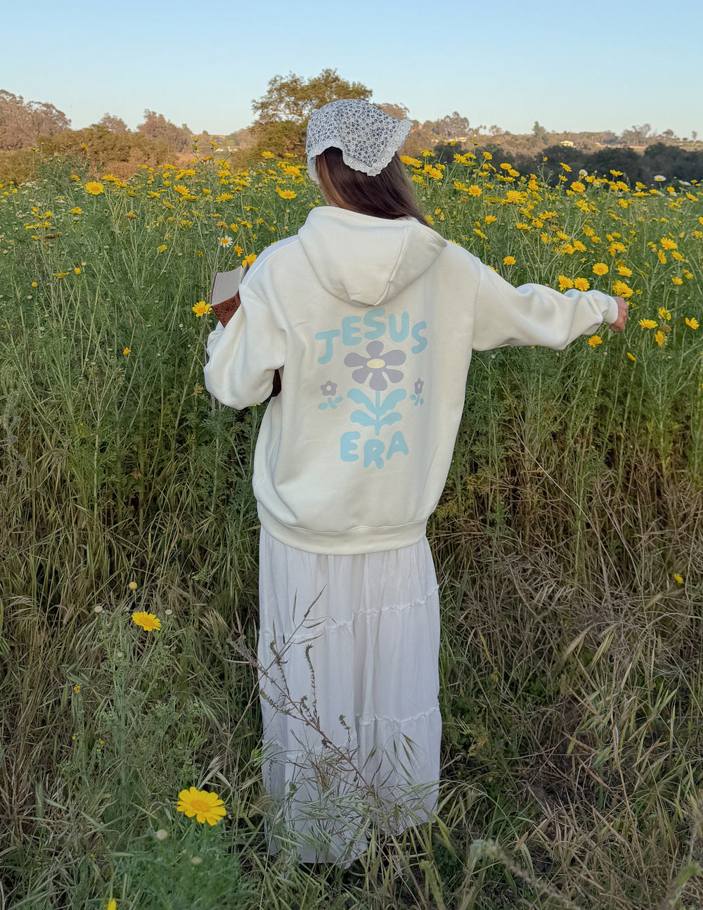 Spread Love – Jesus Era Unisex Hoodie | 70% Cotton | Cloud Dancer