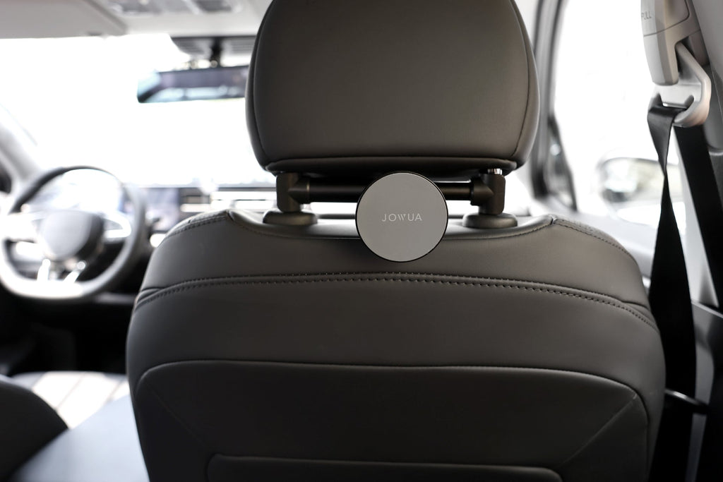 Universal MagSafe Car Seat Holder