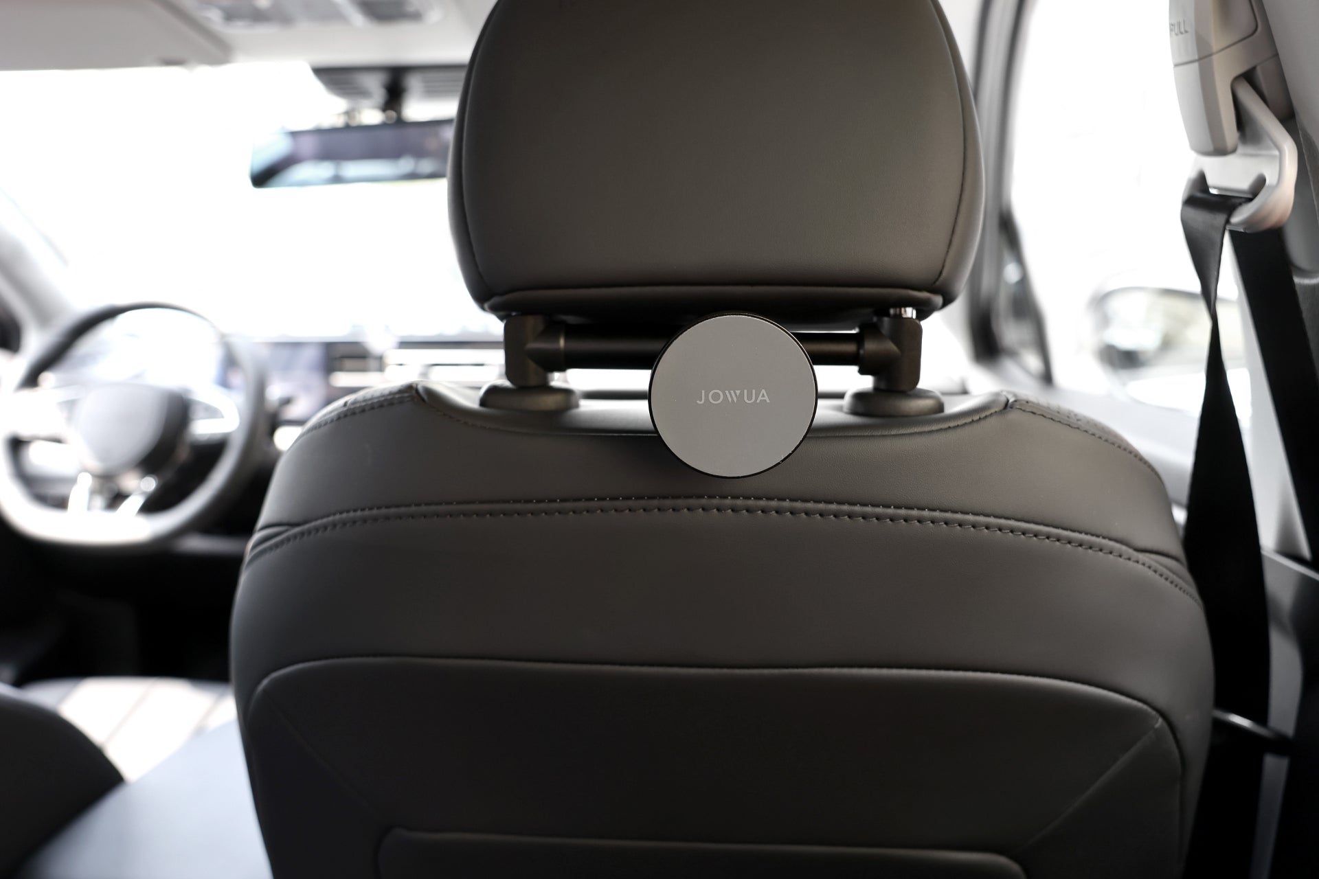 Universal MagSafe Car Seat Holder