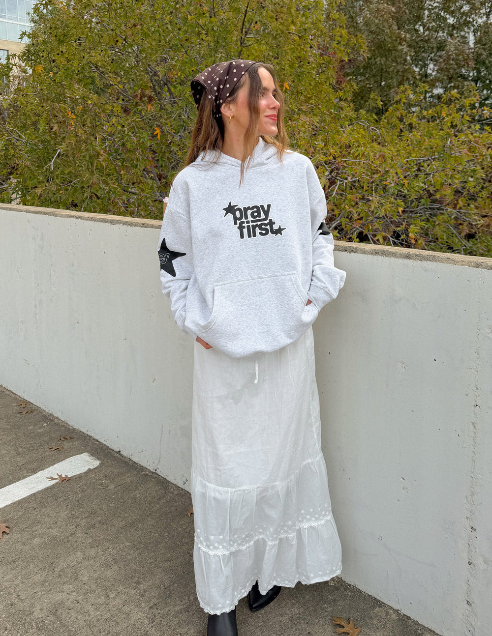 Spread Love – Pray First Unisex Hoodie | 70% Cotton | Heather Grey