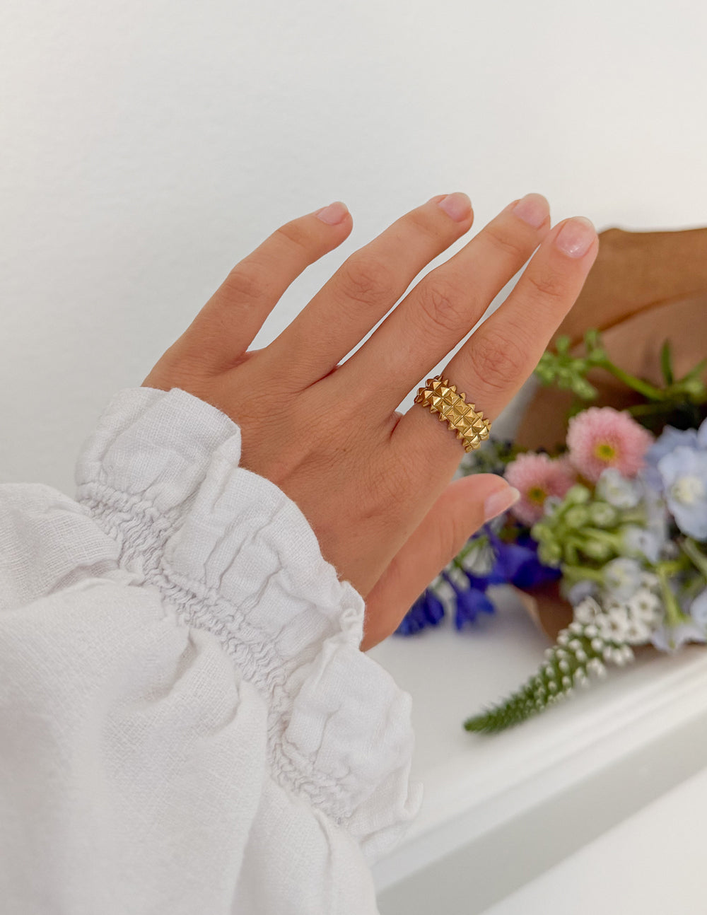Spread Love – Shield of Faith Ring | Faith Jewelry | Gift Set Included